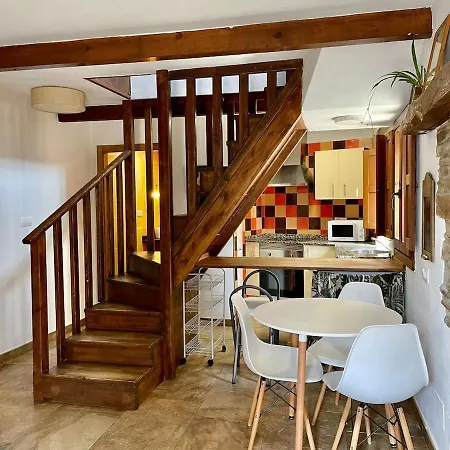 La Casa Del Lombillo Encantadora En Lombillo De Barrios Ferienhaus *
