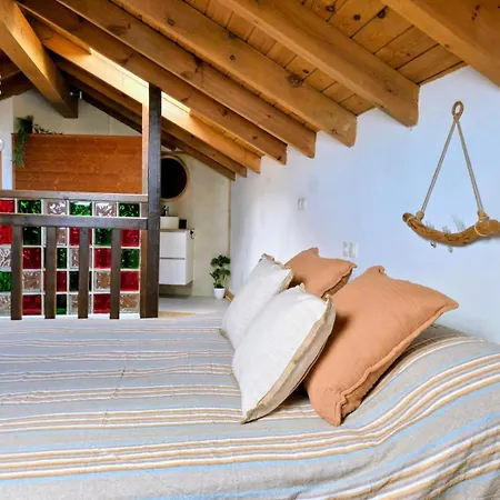 La Casa Del Lombillo Encantadora En Lombillo De Barrios