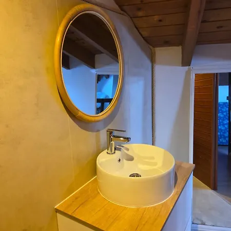 Ferienhaus La Casa Del Lombillo Encantadora En Lombillo De Barrios Salas de los Barrios