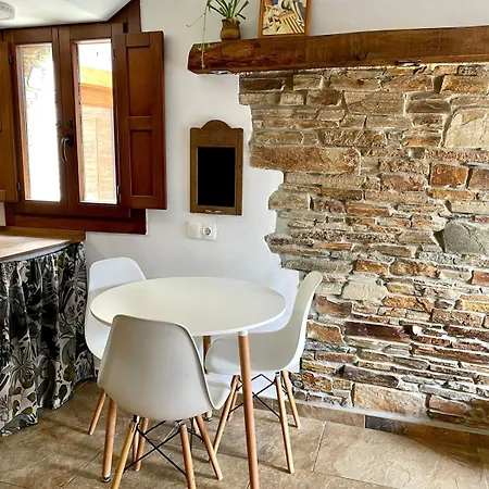 La Casa Del Lombillo Encantadora En Lombillo De Barrios